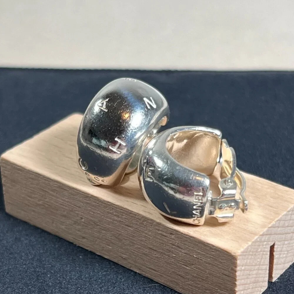 Chanel Vintage 925 Sterling Silver Logo Huggie Clip On Earrings Authentic READ‎